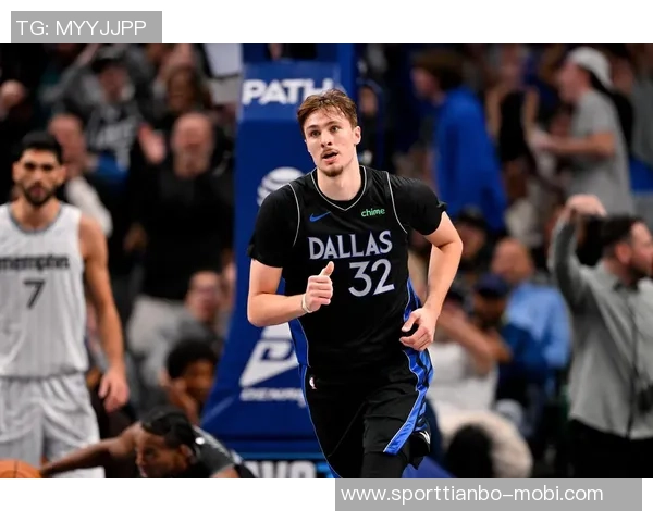 克里斯蒂称赞弗拉格篮下对抗能力出色并在关键时刻命中重要投篮