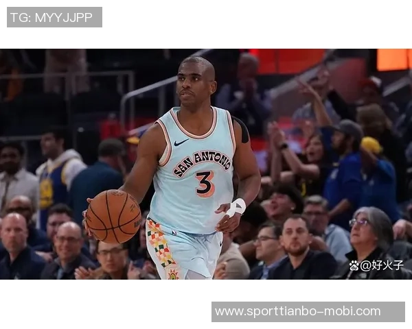 克里斯保罗或将被猛龙裁掉或买断外界普遍关注其未来动向 克里斯保罗或将被猛龙裁掉或买断外界普遍关注其未来动向